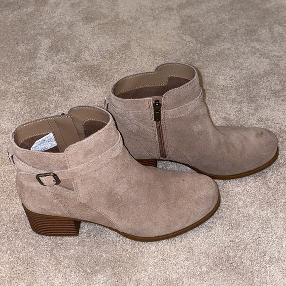 Koolaburra by UGG Booties - Picture 5 of 10